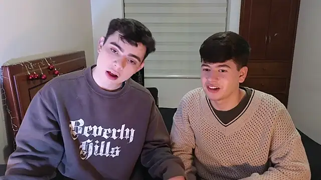 Snapshot of tightncuteass chatting on 11/28/25, 12:57 tightncuteass online show from 11/28/25, 12:57