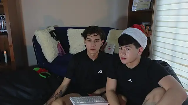 tightncuteass online show from 12/15/25, 09:41