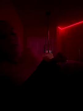 Snapshot of AllesandraLove chatting on 09/23/25, 10:07 AllesandraLove online show from 09/23/25, 10:07