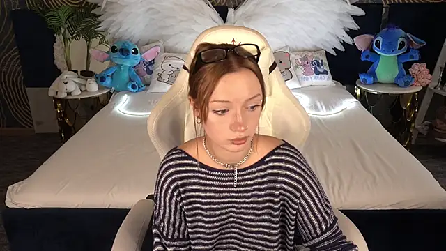 Snapshot of FoxyMayy chatting on 10/02/25, 12:45 FoxyMayy online show from 10/02/25, 12:45