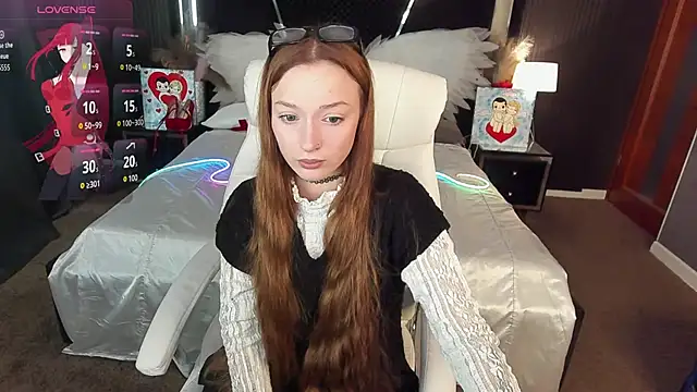 FoxyMayy online show from 03/13/26, 06:53