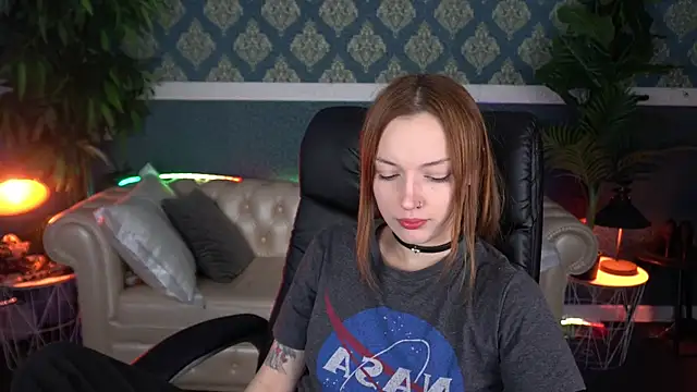 FoxyMayy online show from 03/25/26, 09:37