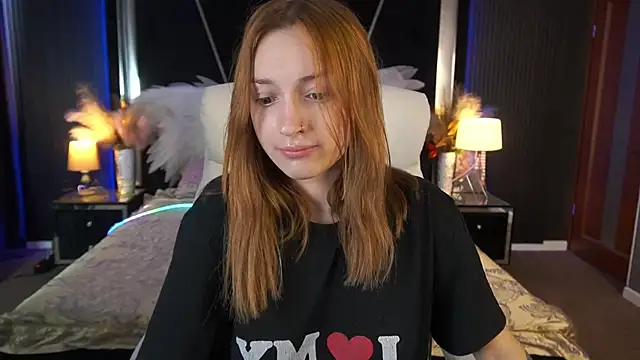 Snapshot of FoxyMayy chatting on 06/24/26, 12:59 FoxyMayy online show from 06/24/26, 12:59