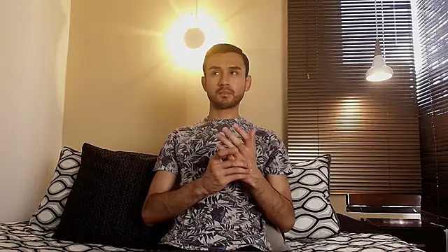 Axel Moon S online show from 11/21/25, 07:56