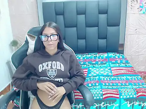 Snapshot of Tinita_ chatting on 09/25/25, 01:59 Tinita  online show from 09/25/25, 01:59