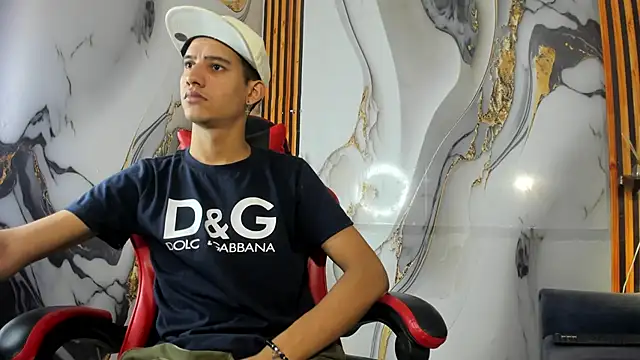 Ken BoySlim online show from 09/15/25, 09:04