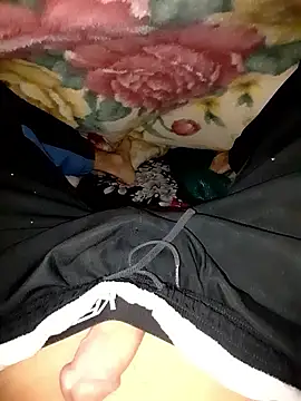 adem63636 online show from 01/12/26, 05:56