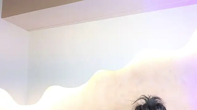 Kloee 12 online show from 12/17/25, 07:20