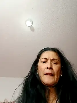 ZARAY 1118 online show from 11/15/25, 12:52