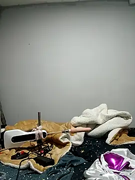 Snapshot of ZARAY_1118 chatting on 04/08/26, 01:38 ZARAY 1118 online show from 04/08/26, 01:38