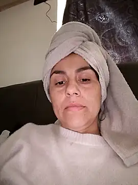 Snapshot of vanessa-titisM chatting on 03/08/26, 09:40 vanessa-titisM online show from 03/08/26, 09:40