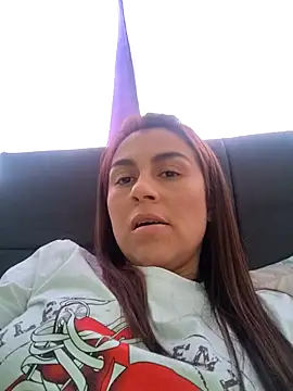 Snapshot of vanessa-titisM chatting on 04/19/26, 06:54 vanessa-titisM online show from 04/19/26, 06:54