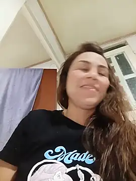 Snapshot of vanessa-titisM chatting on 07/19/26, 12:14 vanessa-titisM online show from 07/19/26, 12:14