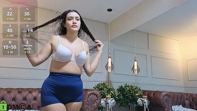 ArielBlossom    online show from 10/22/25, 11:21