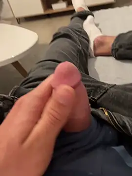 Milike 93 online show from 10/05/25, 10:40