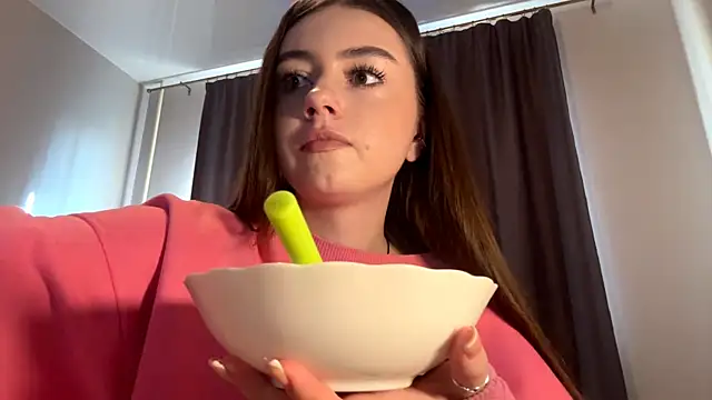 CatherinDream online show from 09/20/25, 02:12