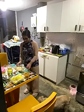 Afroditanamoraix online show from 09/20/25, 03:18