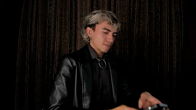 guynextdo0r online show from 01/06/26, 12:25