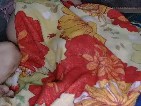 Snapshot of kham90_my96 chatting on 11/18/25, 04:00 kham90 my96 online show from 11/18/25, 04:00