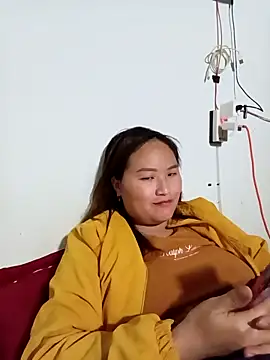 Snapshot of Tamara-a chatting on 03/11/26, 12:33 Tamara-a online show from 03/11/26, 12:33