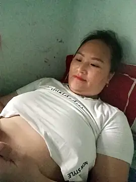 Snapshot of Tamara-a chatting on 03/27/26, 01:11 Tamara-a online show from 03/27/26, 01:11