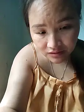 Snapshot of Tamara-a chatting on 04/10/26, 12:27 Tamara-a online show from 04/10/26, 12:27