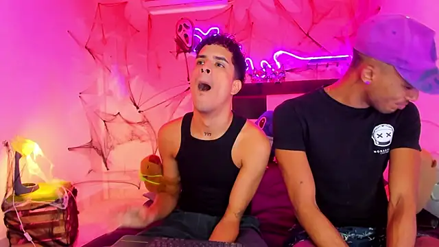 Snapshot of Lucky_boys__X chatting on 10/30/25, 12:06 Lucky boys X online show from 10/30/25, 12:06