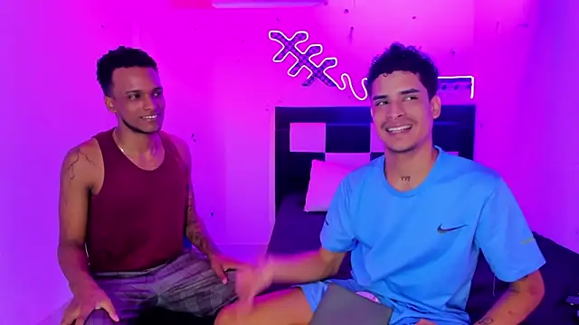 Snapshot of Lucky_boys__X chatting on 11/03/25, 12:28 Lucky boys X online show from 11/03/25, 12:28