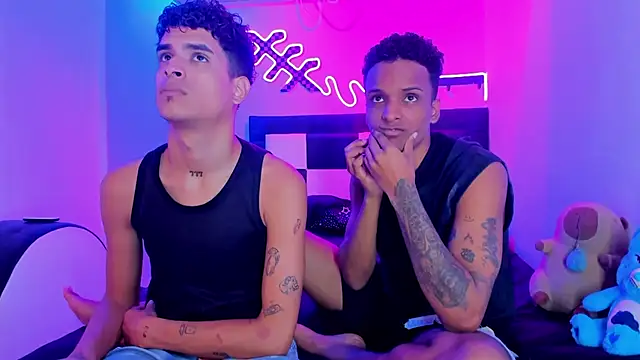 Snapshot of Lucky_boys__X chatting on 12/04/25, 07:11 Lucky boys X online show from 12/04/25, 07:11