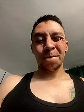 Snapshot of eslabon19 chatting on 09/22/25, 04:25 eslabon19 online show from 09/22/25, 04:25