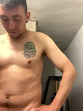 Snapshot of eslabon19 chatting on 01/07/26, 03:53 eslabon19 online show from 01/07/26, 03:53