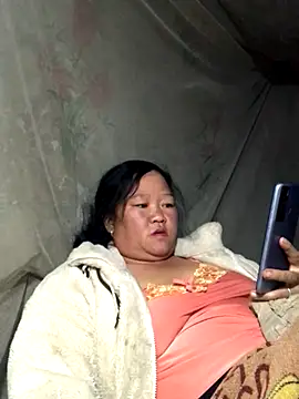 riso-00 online show from 11/28/25, 03:36