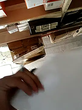 Snapshot of Waver857 chatting on 11/04/25, 07:02 Waver857 online show from 11/04/25, 07:02