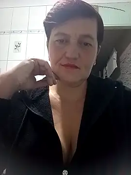 Snapshot of Caramellove8877 chatting on 10/01/25, 04:18 Caramellove8877 online show from 10/01/25, 04:18