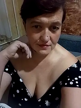 Snapshot of Caramellove8877 chatting on 11/11/25, 02:55 Caramellove8877 online show from 11/11/25, 02:55