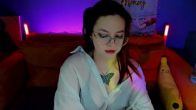 Snapshot of Krysadapp chatting on 03/23/26, 09:02 Krysadapp online show from 03/23/26, 09:02