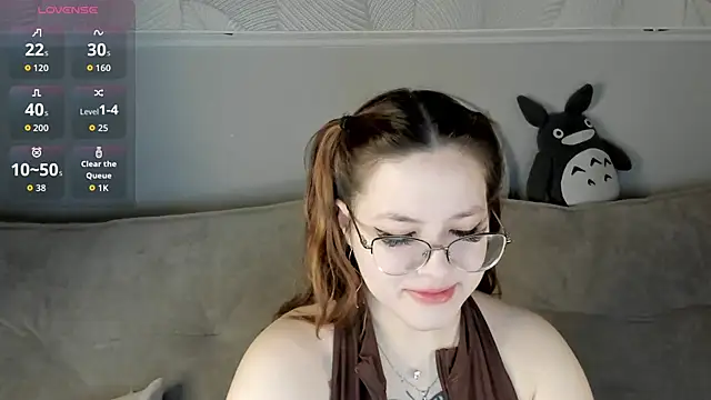 Snapshot of Krysadapp chatting on 04/14/26, 11:55 Krysadapp online show from 04/14/26, 11:55