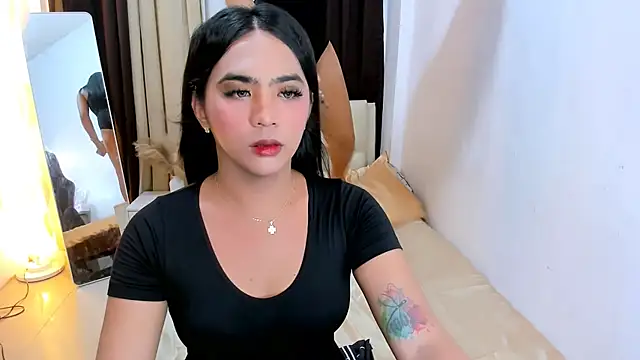 Snapshot of FrancineXMarie chatting on 09/18/25, 10:28 FrancineXMarie online show from 09/18/25, 10:28