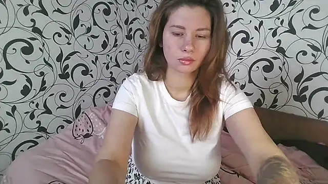 YourEmilie online show from 10/29/25, 09:55