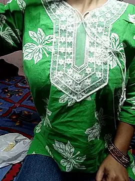 Snapshot of Hotcp6 chatting on 03/29/26, 08:47 Hotcp6 online show from 03/29/26, 08:47