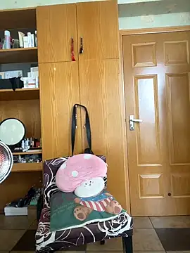 Snapshot of xiuchun100 chatting on 03/24/26, 02:05 xiuchun100 online show from 03/24/26, 02:05