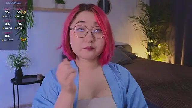 Sexy Peachy online show from 09/30/25, 07:13