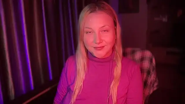 Snapshot of BikiHellena chatting on 12/05/25, 01:47 BikiHellena online show from 12/05/25, 01:47