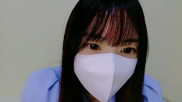  Mia land  online show from 09/29/25, 02:49