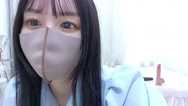 Snapshot of _Mia_land_ chatting on 07/19/26, 01:37 Mia land online show from 07/19/26, 01:37