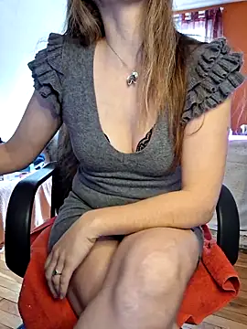 Snapshot of ChouqxxxCoreleone chatting on 03/10/26, 09:36 ChouqxxxCoreleone online show from 03/10/26, 09:36