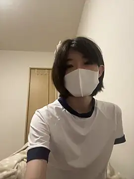 Snapshot of miku518 chatting on 10/21/25, 02:18 miku518 online show from 10/21/25, 02:18