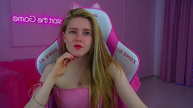 Snapshot of LexiBookwell chatting on 03/17/26, 06:28 LexiBookwell online show from 03/17/26, 06:28