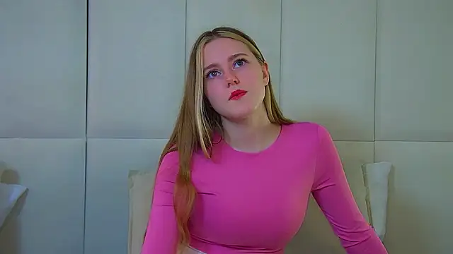 Snapshot of LexiBookwell chatting on 03/19/26, 05:22 LexiBookwell online show from 03/19/26, 05:22