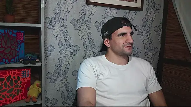 Snapshot of ObeyLust chatting on 09/21/25, 03:08 ObeyLust online show from 09/21/25, 03:08